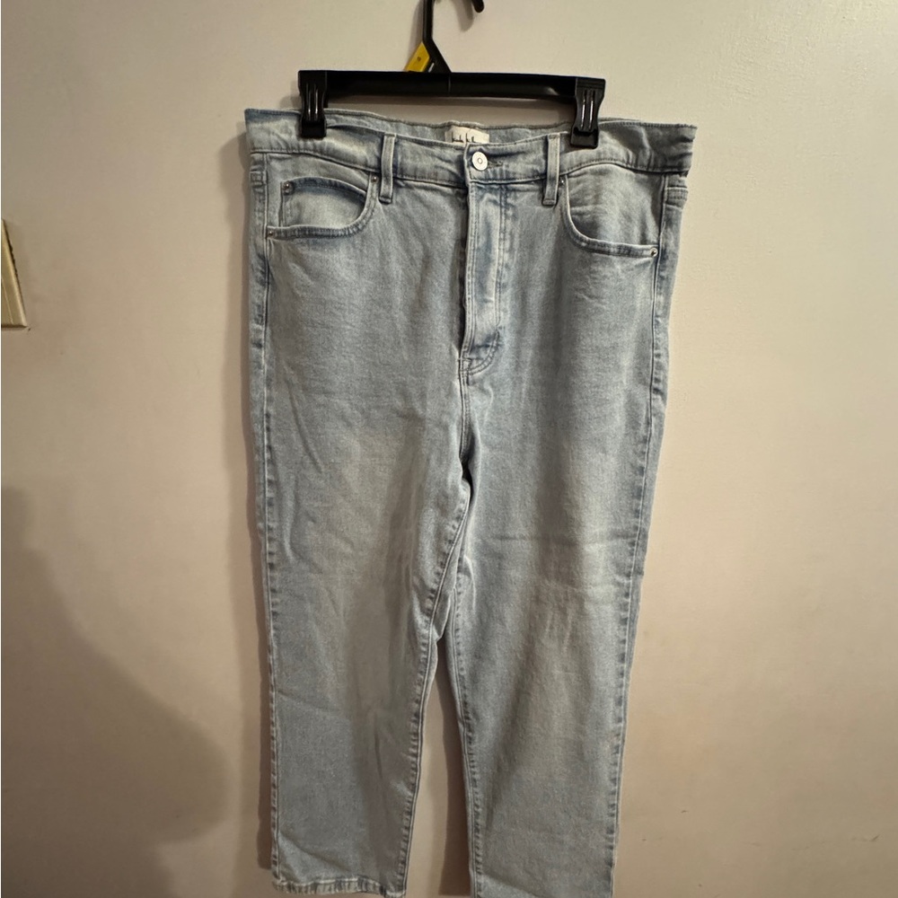 Light Wash Men’s Jeans - Classic Straight Fit